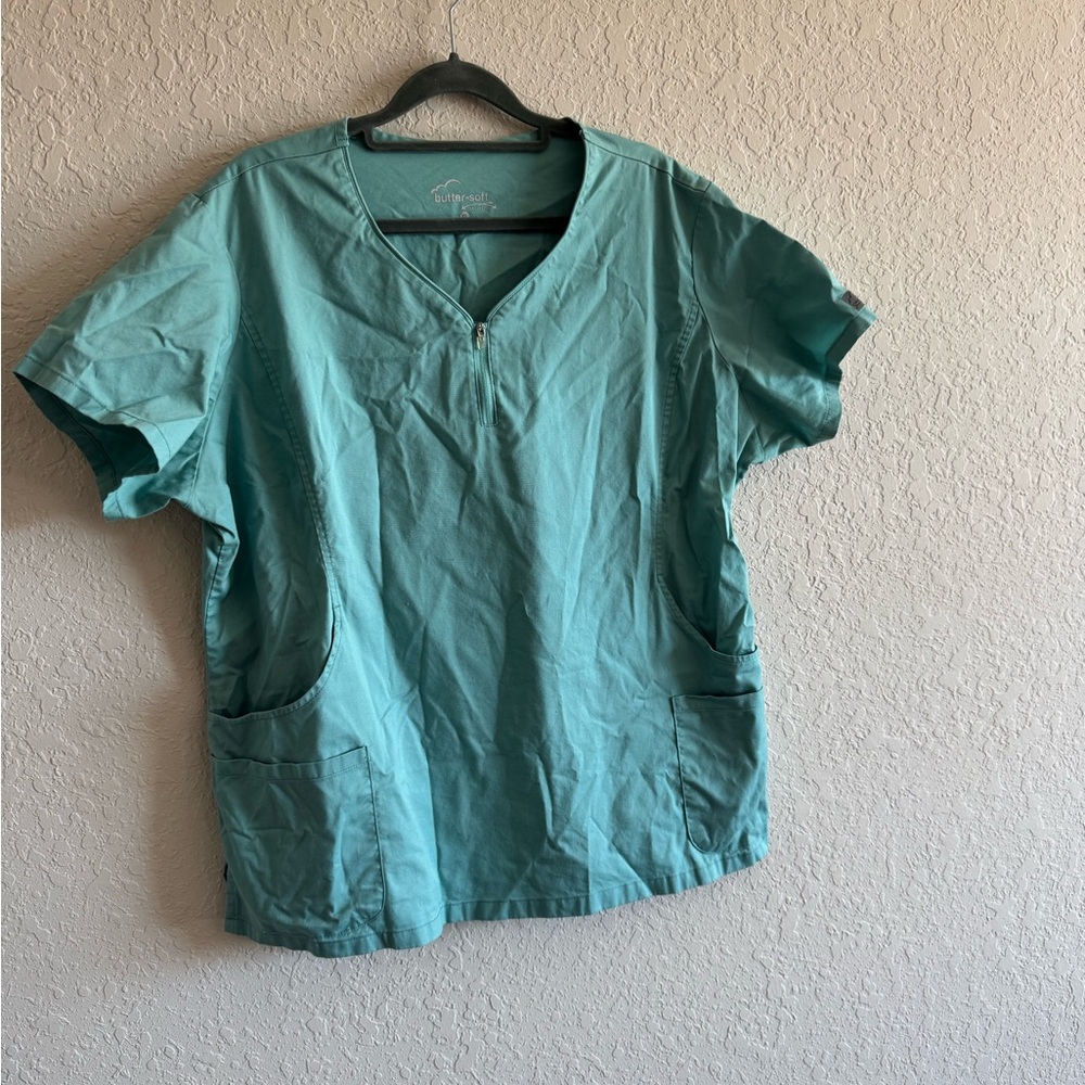 Teal Butter-Soft Stretch Scrub Top 💚 – XL